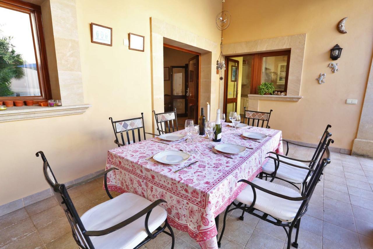 Flowers House Villa Maria De La Salut Exterior photo