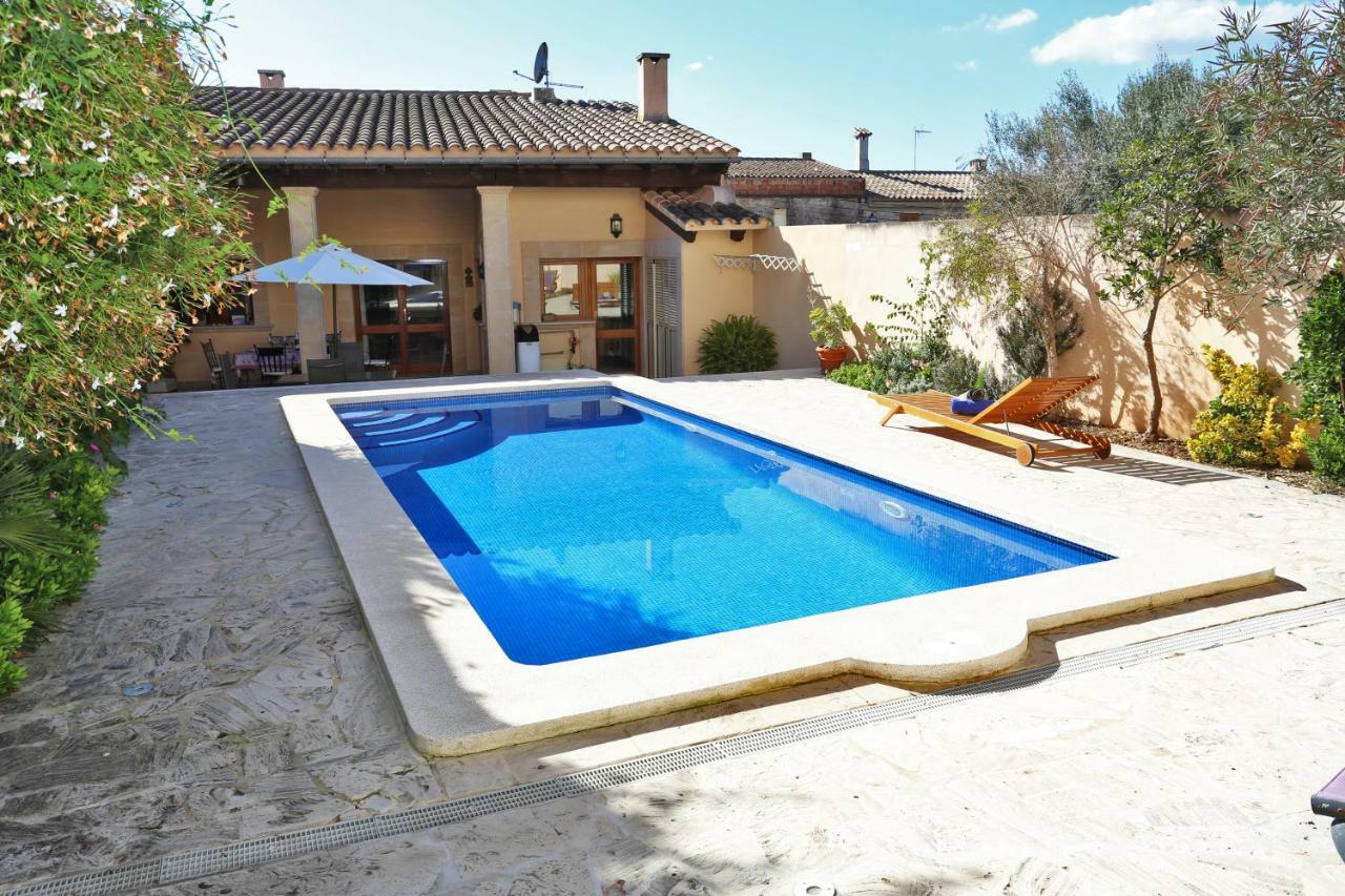 Flowers House Villa Maria De La Salut Exterior photo